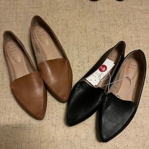 2 pairs of flats